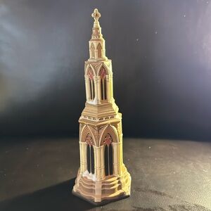 NWT. Dept 56 King’s Road Market Cross